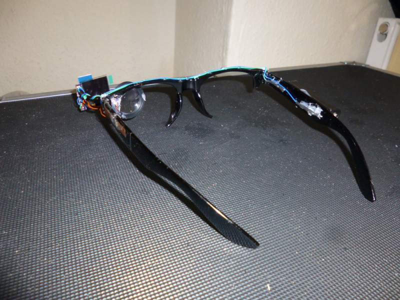 ochi-1-smart-glasses-b